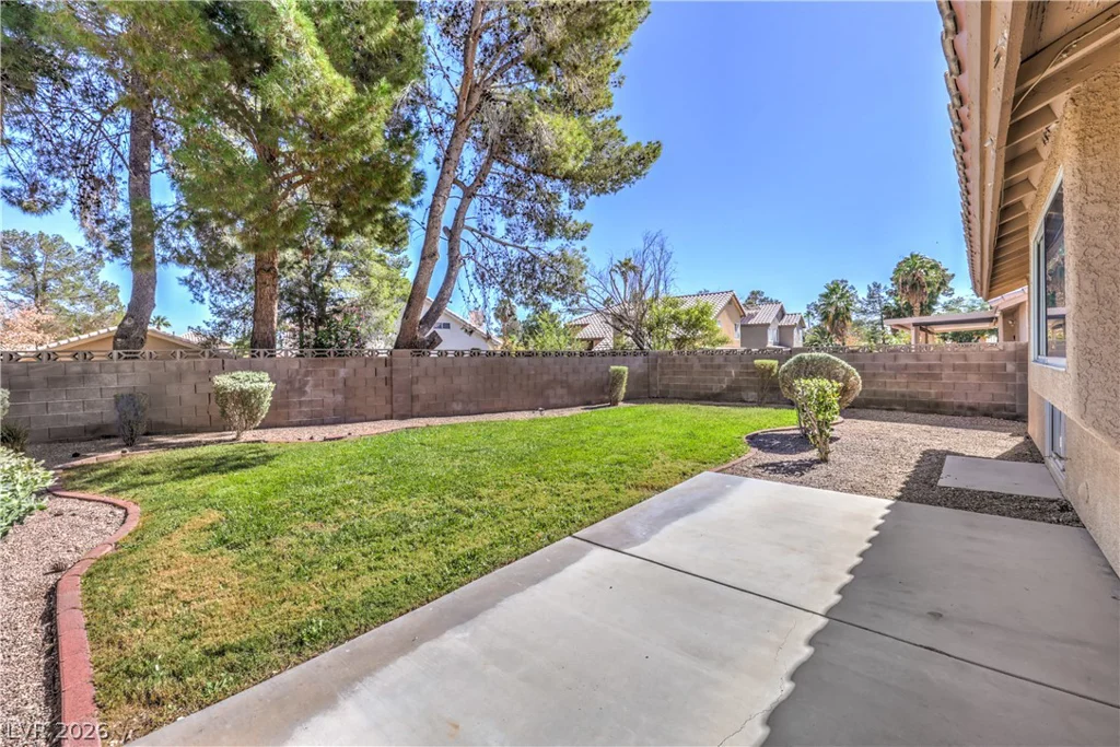 2708 Camphor Tree, Las Vegas, NV 89108