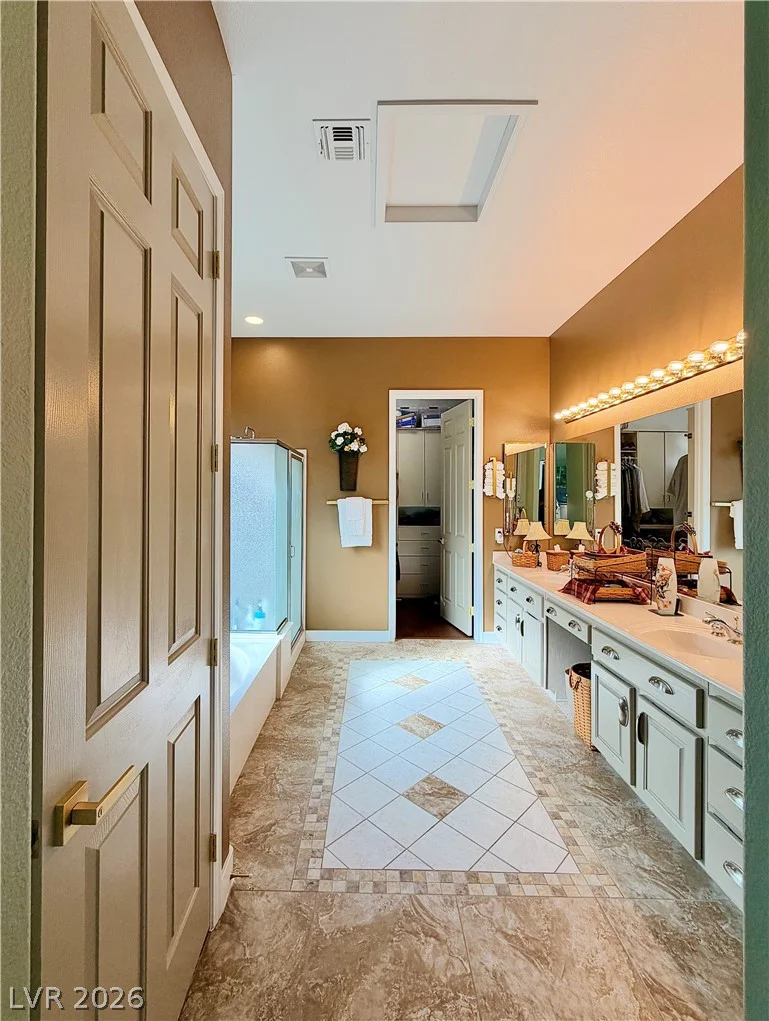 2563 Collinsville, Henderson, NV 89052
