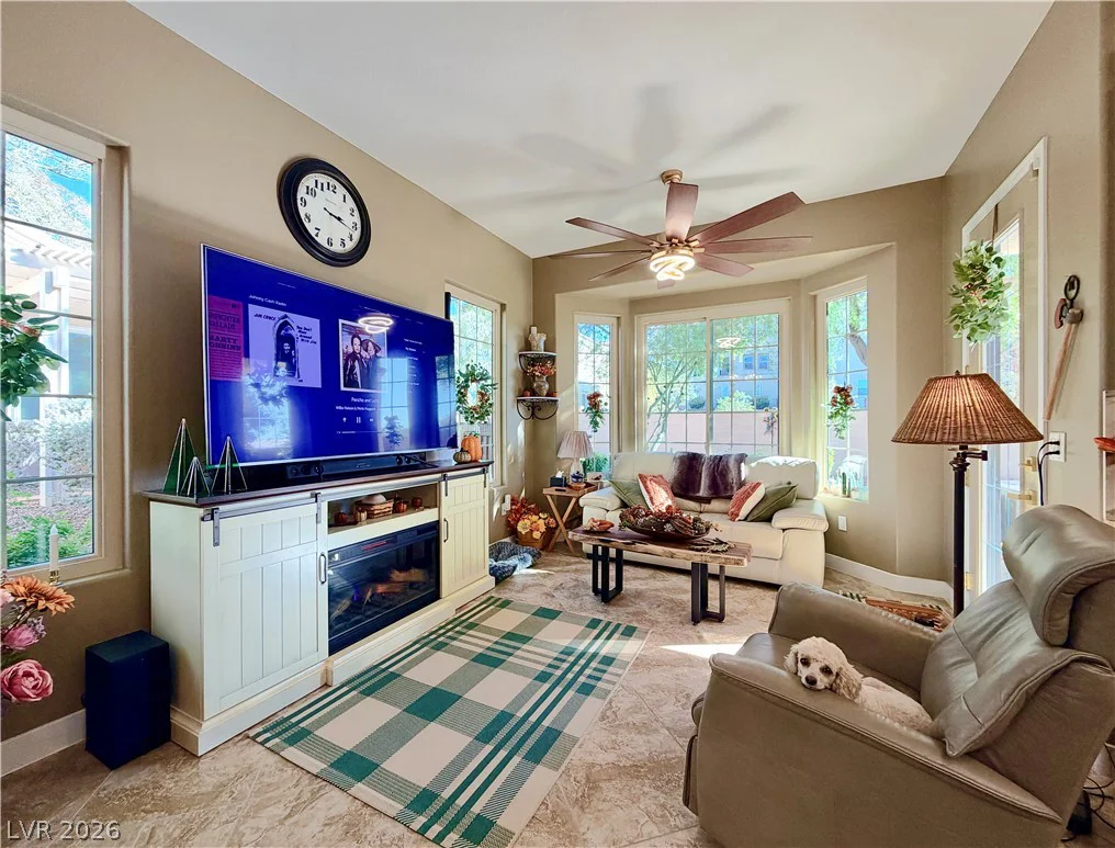 2563 Collinsville, Henderson, NV 89052