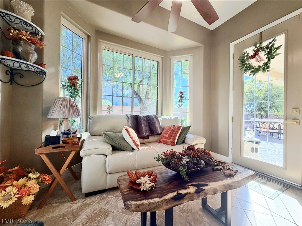 2563 Collinsville, Henderson, NV 89052