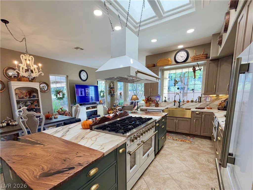 2563 Collinsville, Henderson, NV 89052