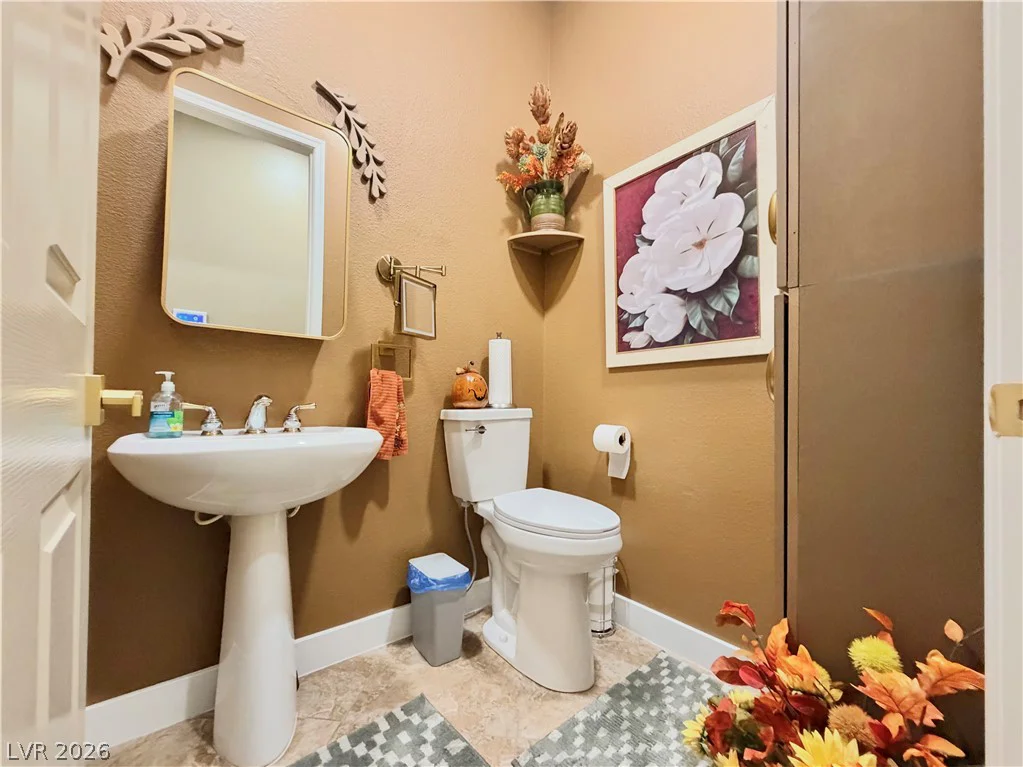 2563 Collinsville, Henderson, NV 89052