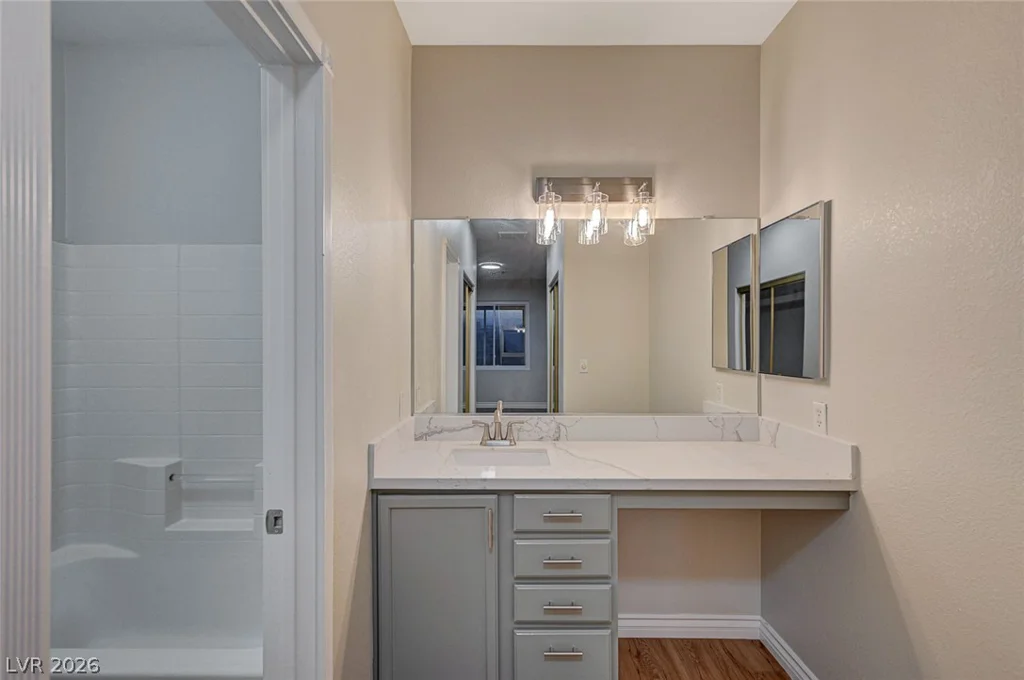 7809 Strong Water, Las Vegas, NV 89131
