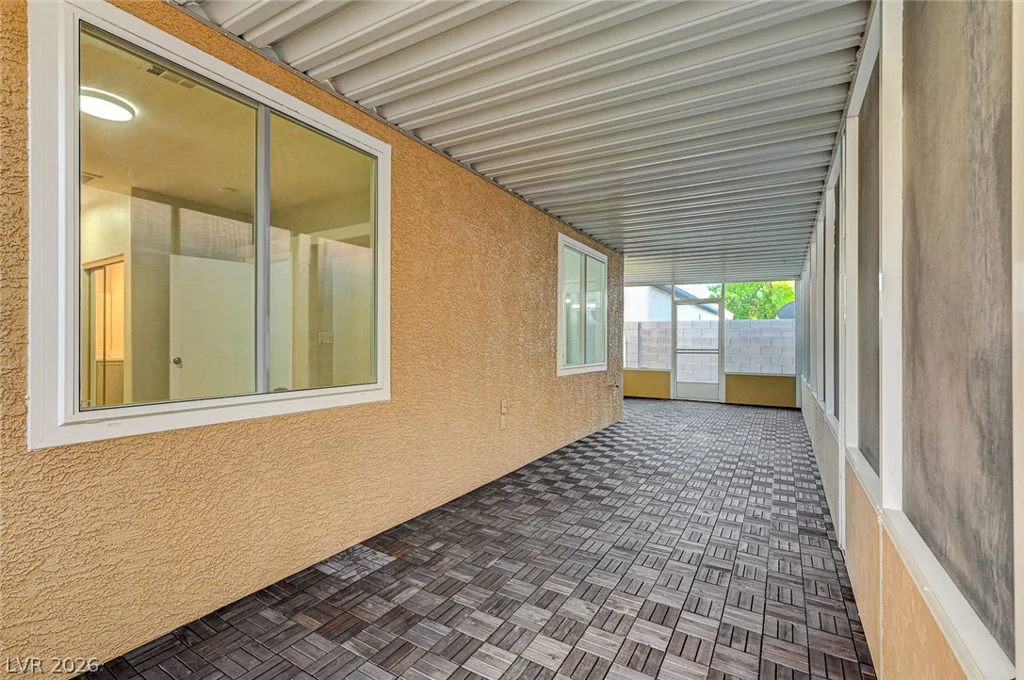 7809 Strong Water, Las Vegas, NV 89131