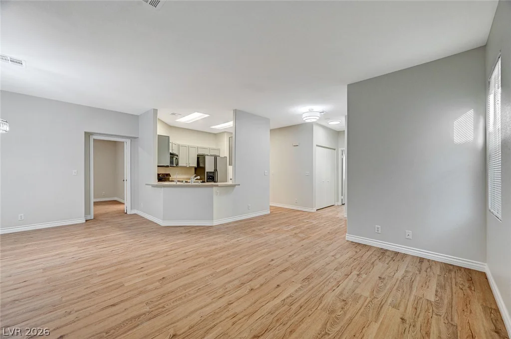 7809 Strong Water, Las Vegas, NV 89131
