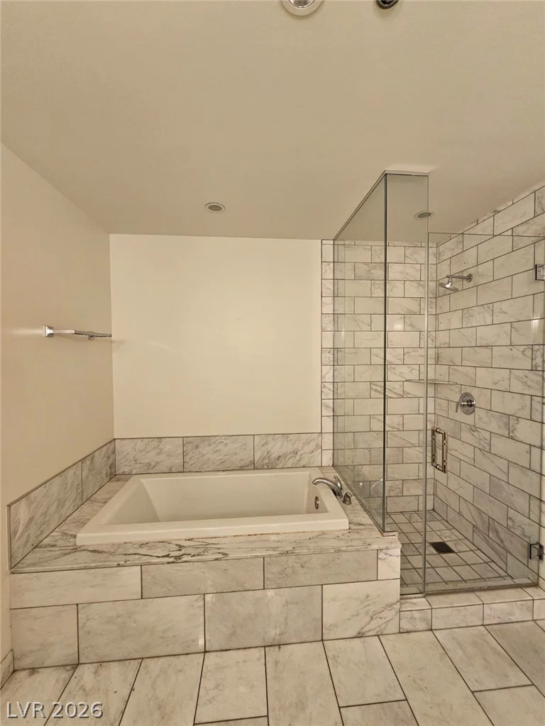 4471 Dean Martin, Las Vegas, NV 89103