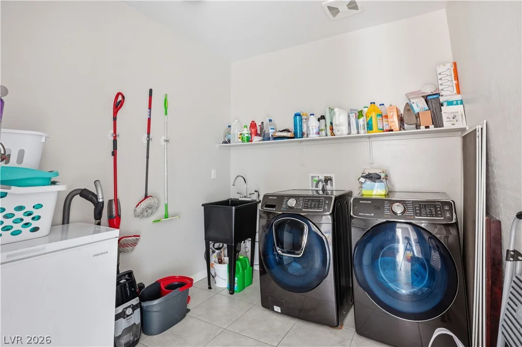 10163 Cotton Bayou, Las Vegas, NV 89178