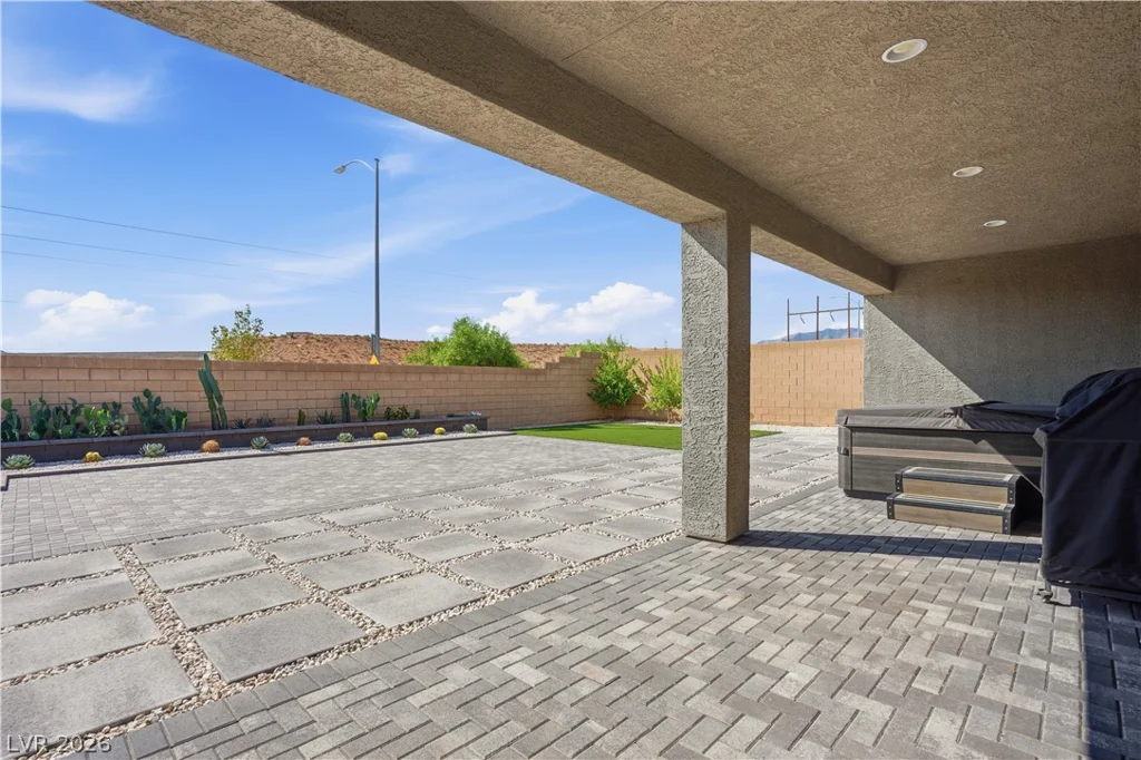10163 Cotton Bayou, Las Vegas, NV 89178