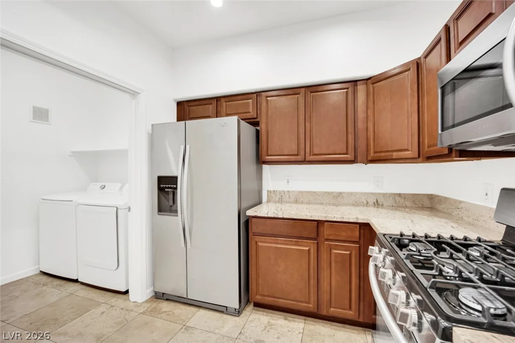8725 Flamingo, Las Vegas, NV 89147