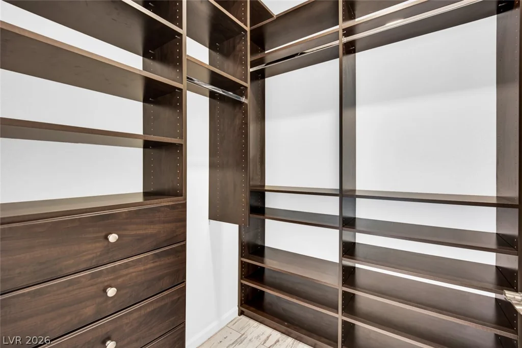 8725 Flamingo, Las Vegas, NV 89147