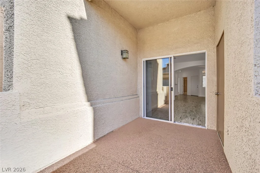 8725 Flamingo, Las Vegas, NV 89147