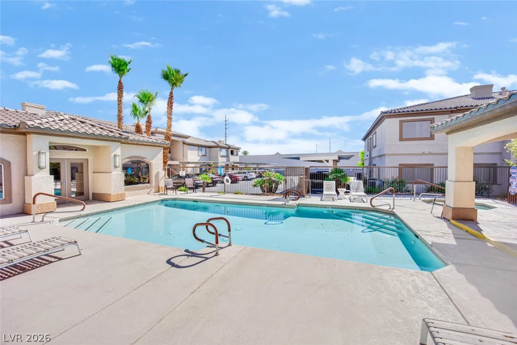 8725 Flamingo, Las Vegas, NV 89147