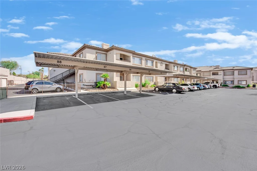 8725 Flamingo, Las Vegas, NV 89147