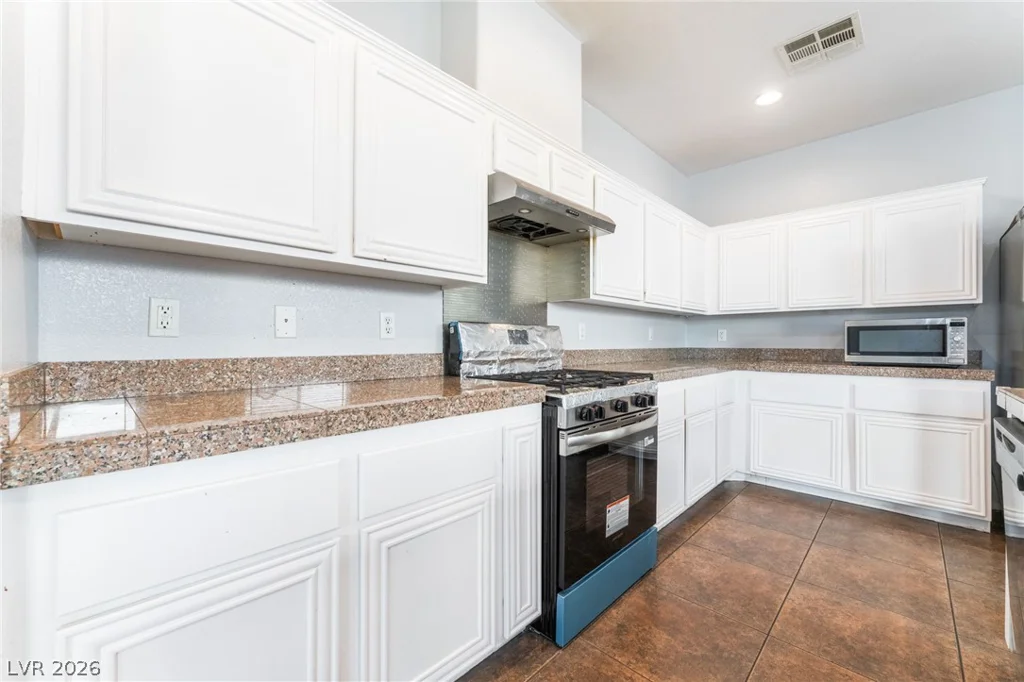 4958 Lavaliere, Las Vegas, NV 89139