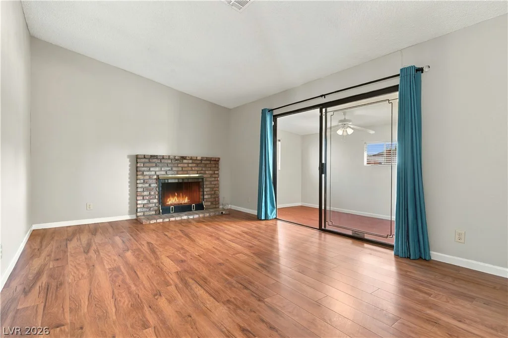 1305 Jackson, Las Vegas, NV 89106