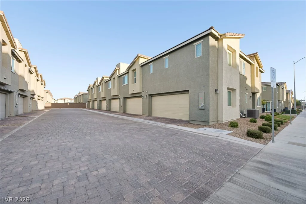 2641 April Green, North Las Vegas, NV 89086