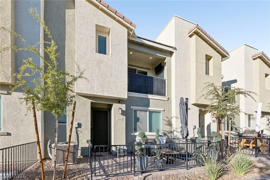 2641 April Green, North Las Vegas, NV 89086