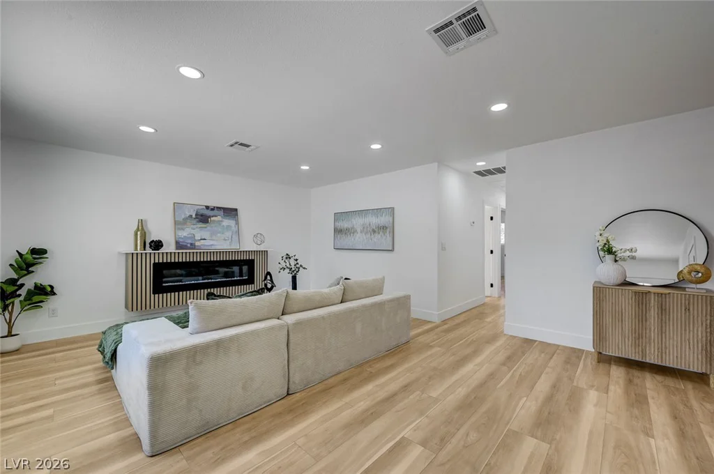 209 Ramsey, Las Vegas, NV 89107