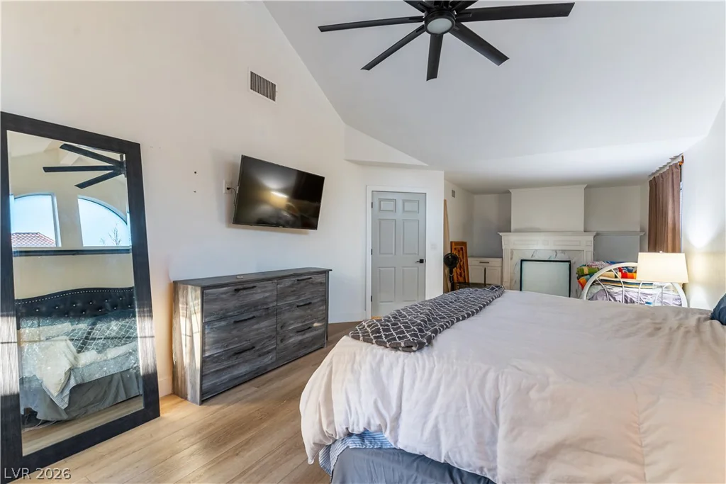 2929 Hampton Bluff, Las Vegas, NV 89117