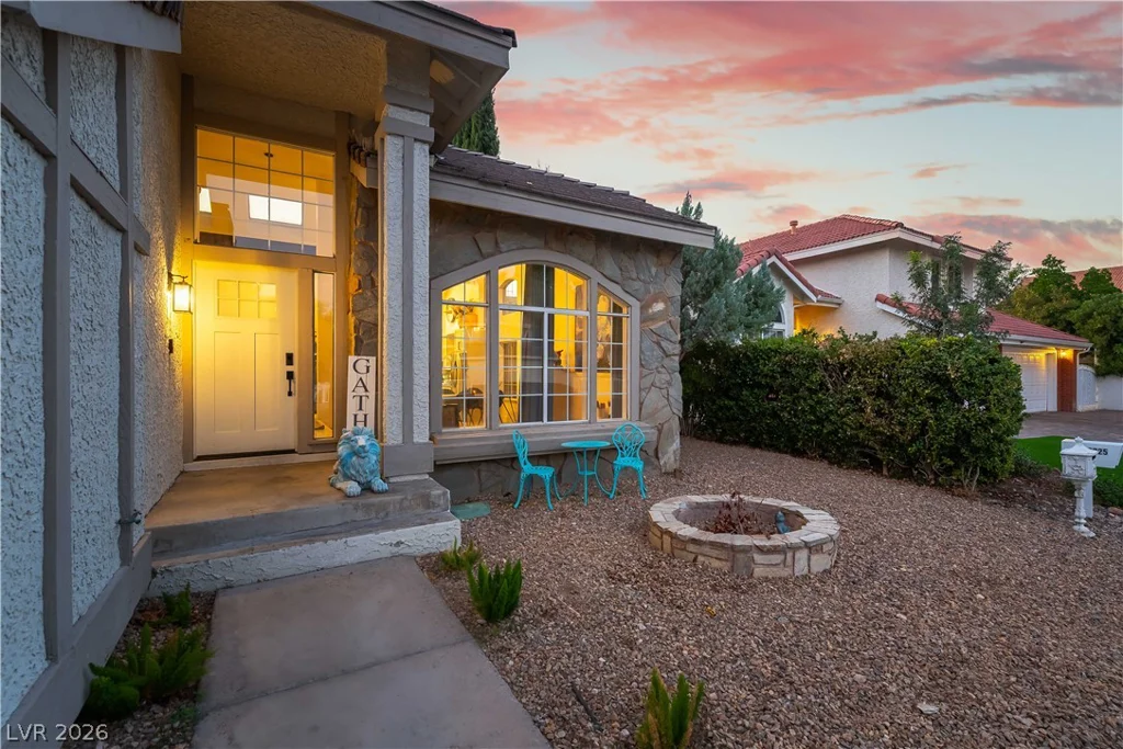2929 Hampton Bluff, Las Vegas, NV 89117