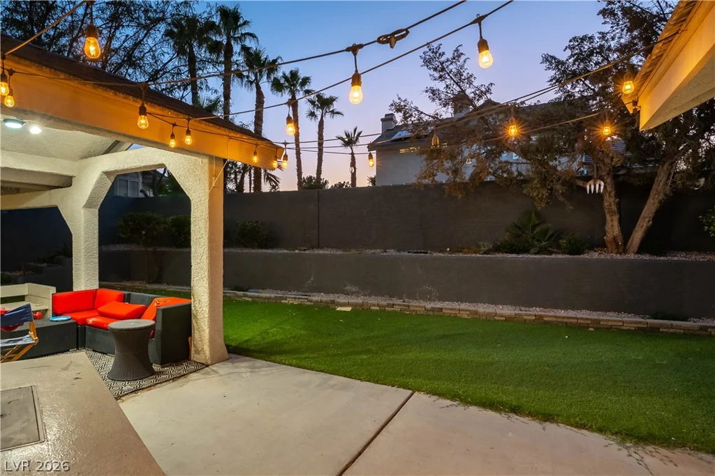2929 Hampton Bluff, Las Vegas, NV 89117
