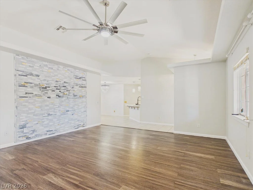 4970 Honey Locust, Pahrump, NV 89061