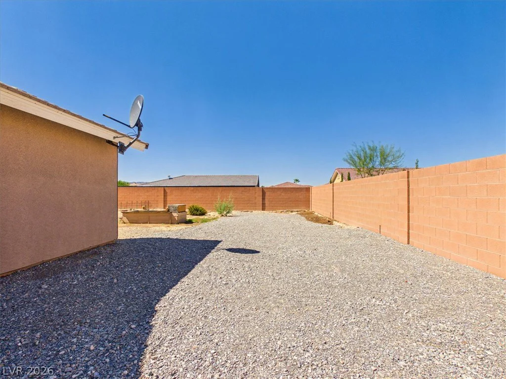 4970 Honey Locust, Pahrump, NV 89061