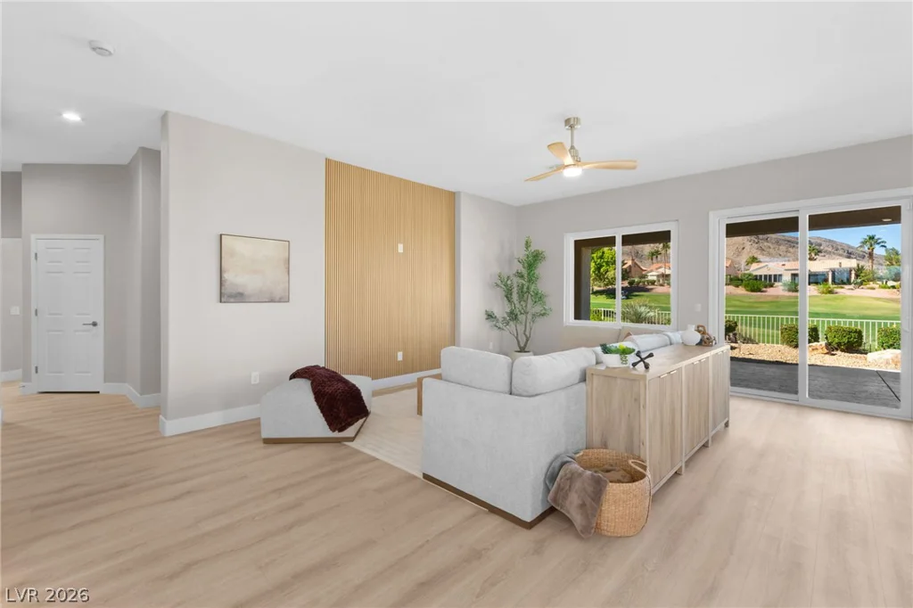 10404 Back Plains, Las Vegas, NV 89134