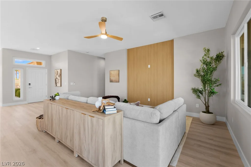 10404 Back Plains, Las Vegas, NV 89134