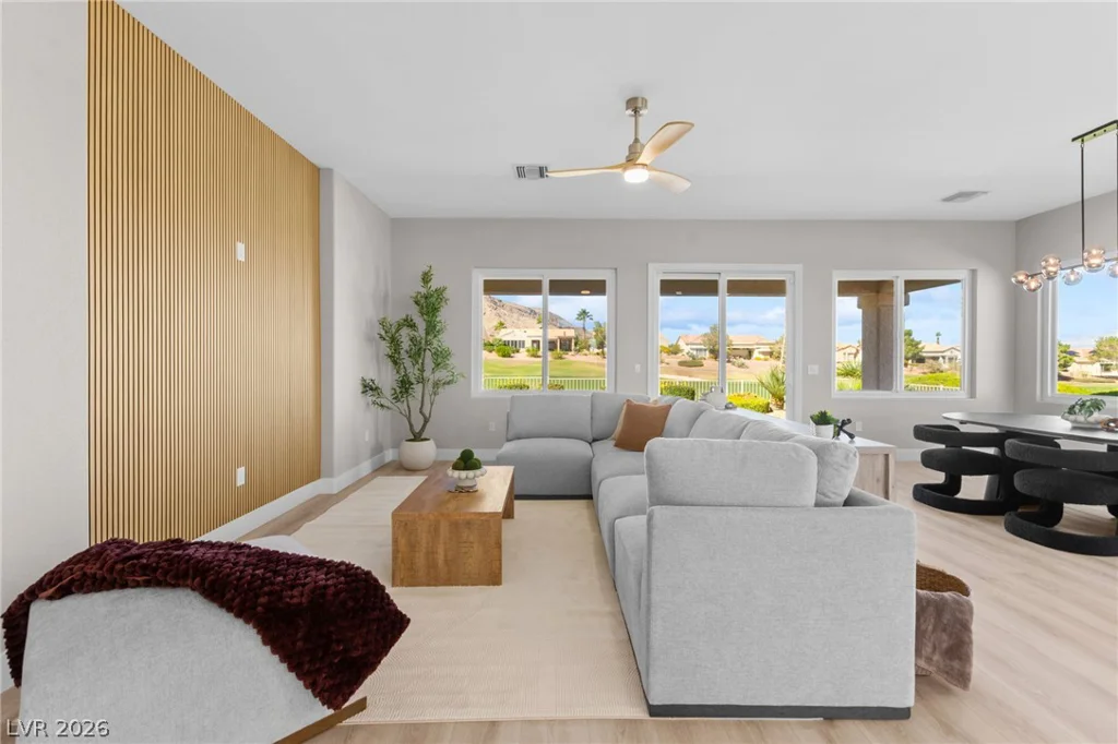 10404 Back Plains, Las Vegas, NV 89134