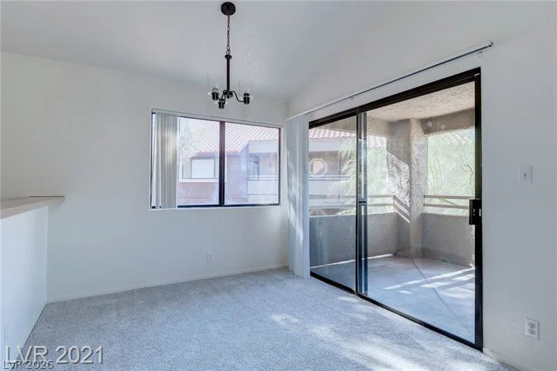5020 Rainbow, Las Vegas, NV 89118
