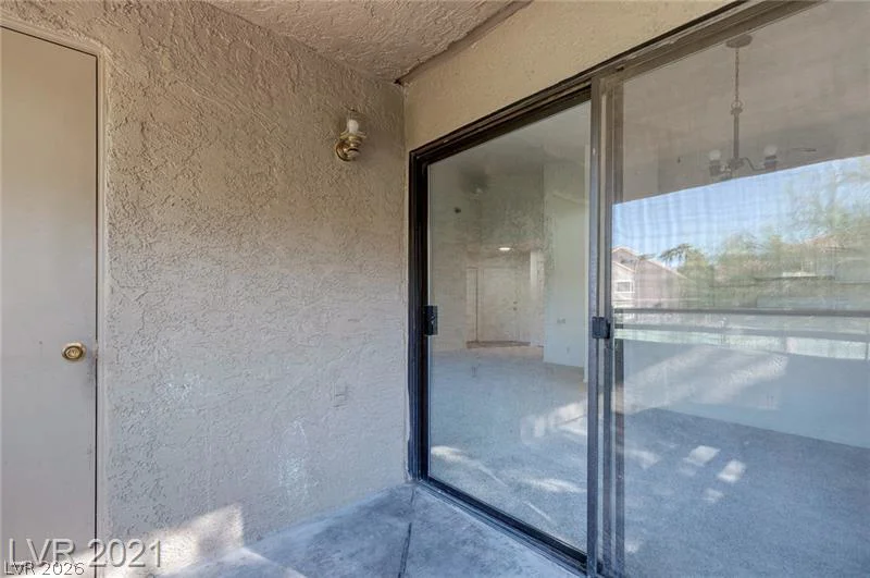 5020 Rainbow, Las Vegas, NV 89118