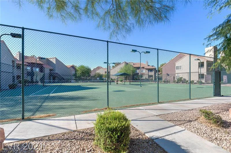5020 Rainbow, Las Vegas, NV 89118