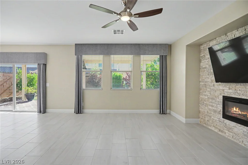 317 Glacier Meadow, Las Vegas, NV 89148