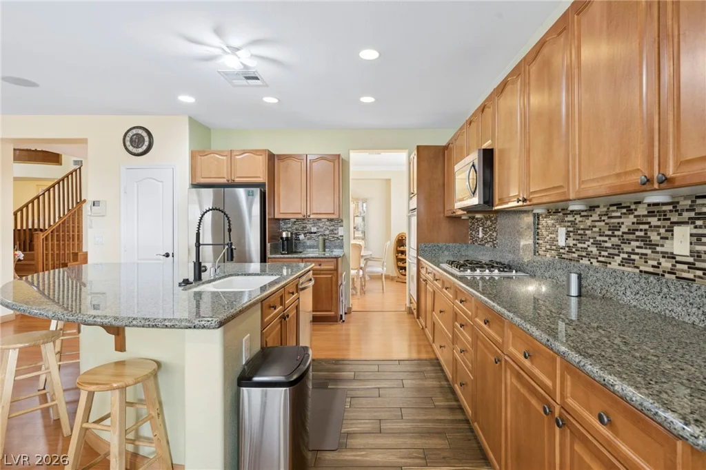 9203 White Waterfall, Las Vegas, NV 89149