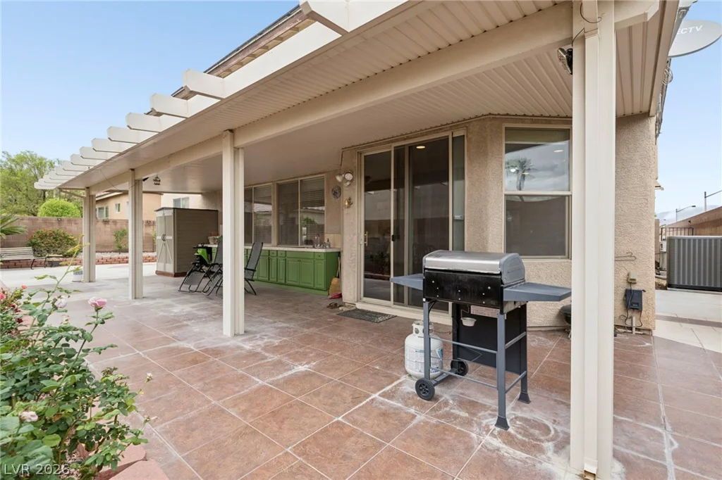 9203 White Waterfall, Las Vegas, NV 89149