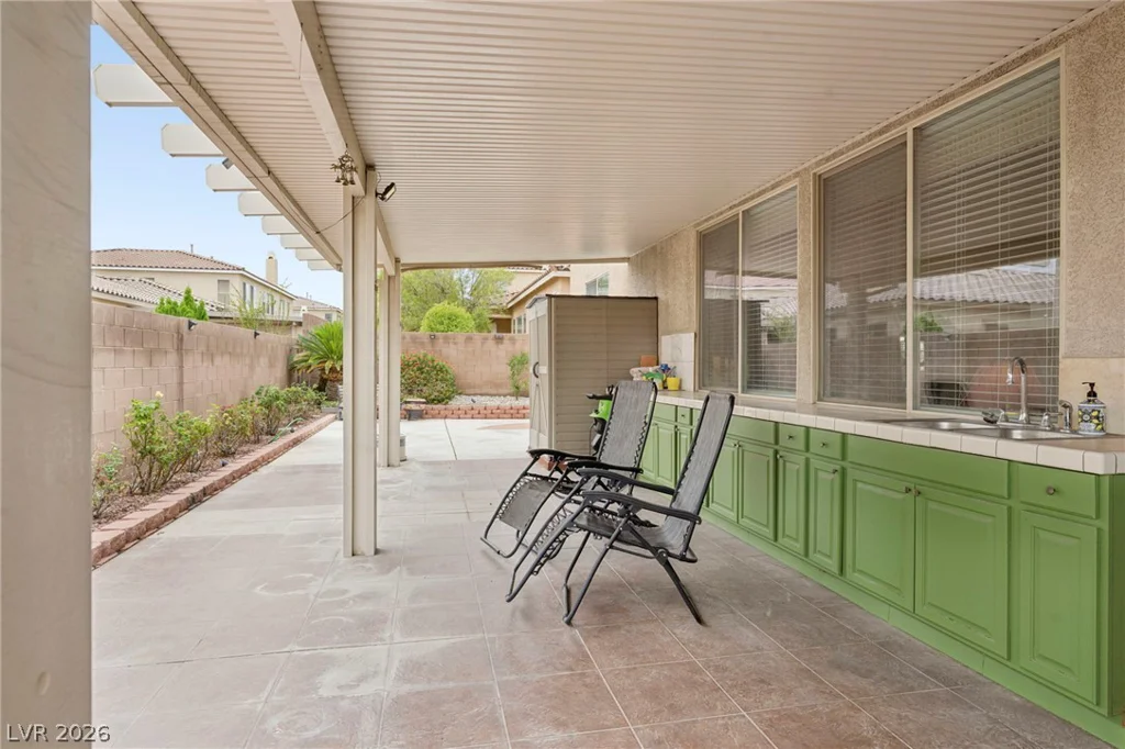 9203 White Waterfall, Las Vegas, NV 89149