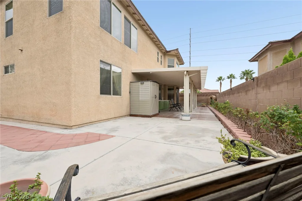 9203 White Waterfall, Las Vegas, NV 89149