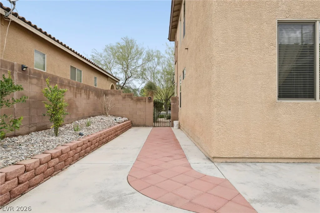 9203 White Waterfall, Las Vegas, NV 89149