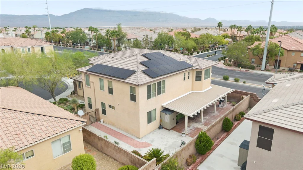 9203 White Waterfall, Las Vegas, NV 89149