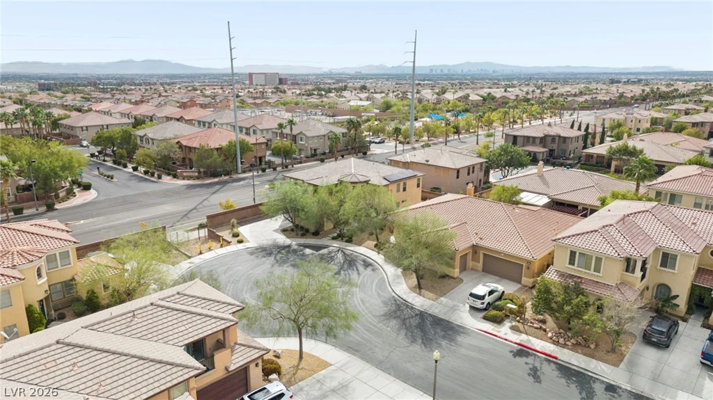 9203 White Waterfall, Las Vegas, NV 89149