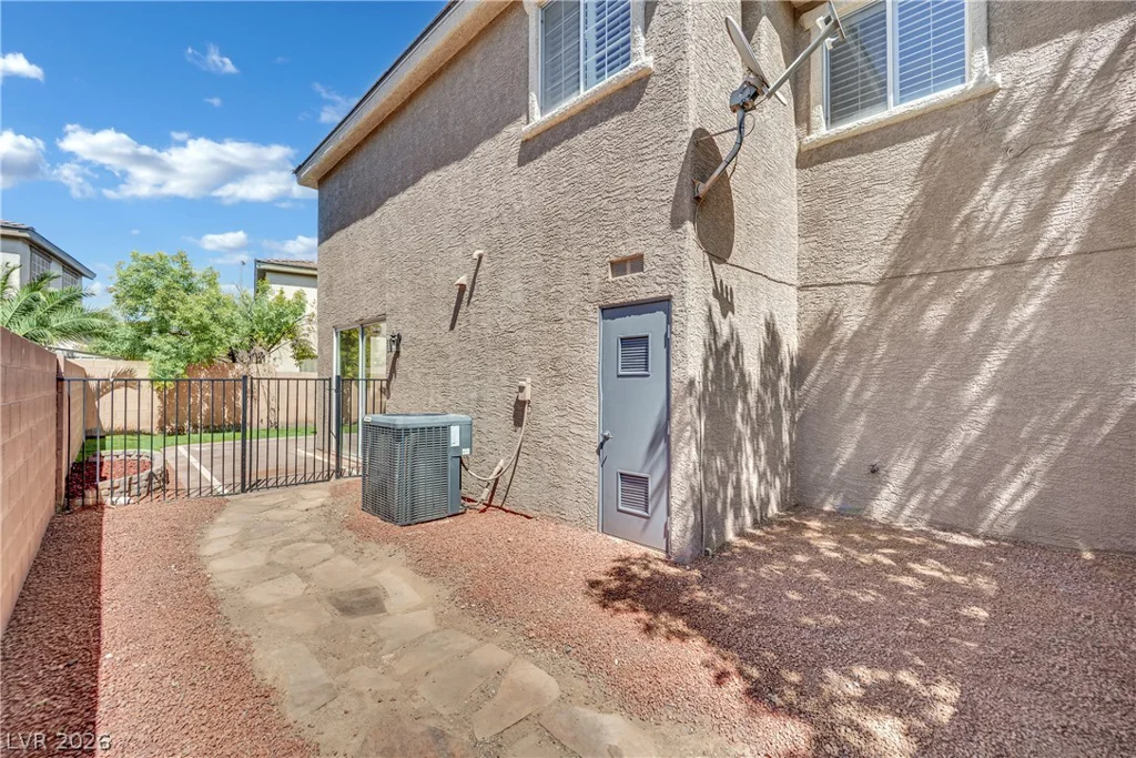 1240 Las Brisas, Henderson, NV 89074
