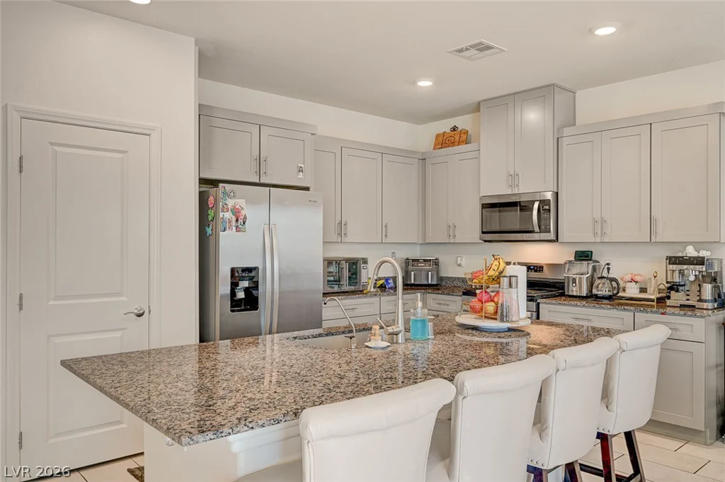 7711 Duran Harbor, North Las Vegas, NV 89084