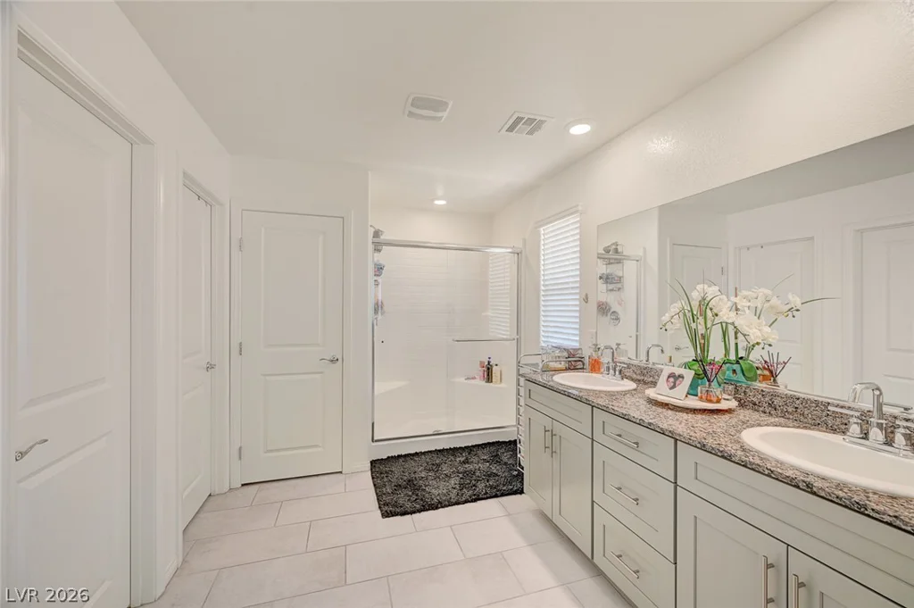 7711 Duran Harbor, North Las Vegas, NV 89084