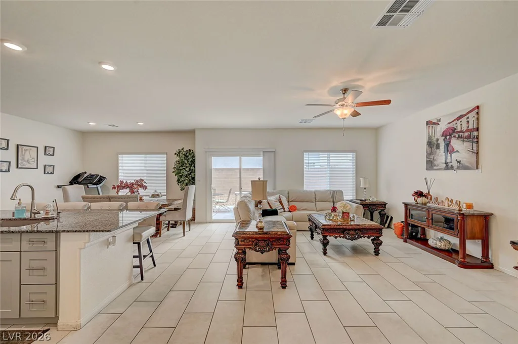 7711 Duran Harbor, North Las Vegas, NV 89084