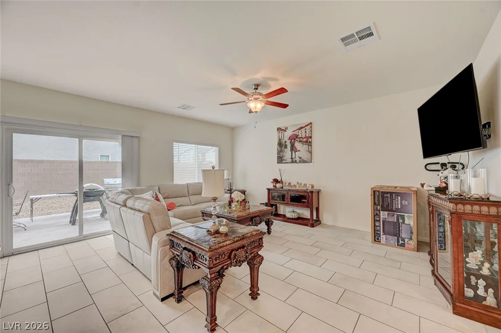7711 Duran Harbor, North Las Vegas, NV 89084