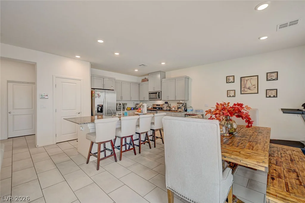 7711 Duran Harbor, North Las Vegas, NV 89084