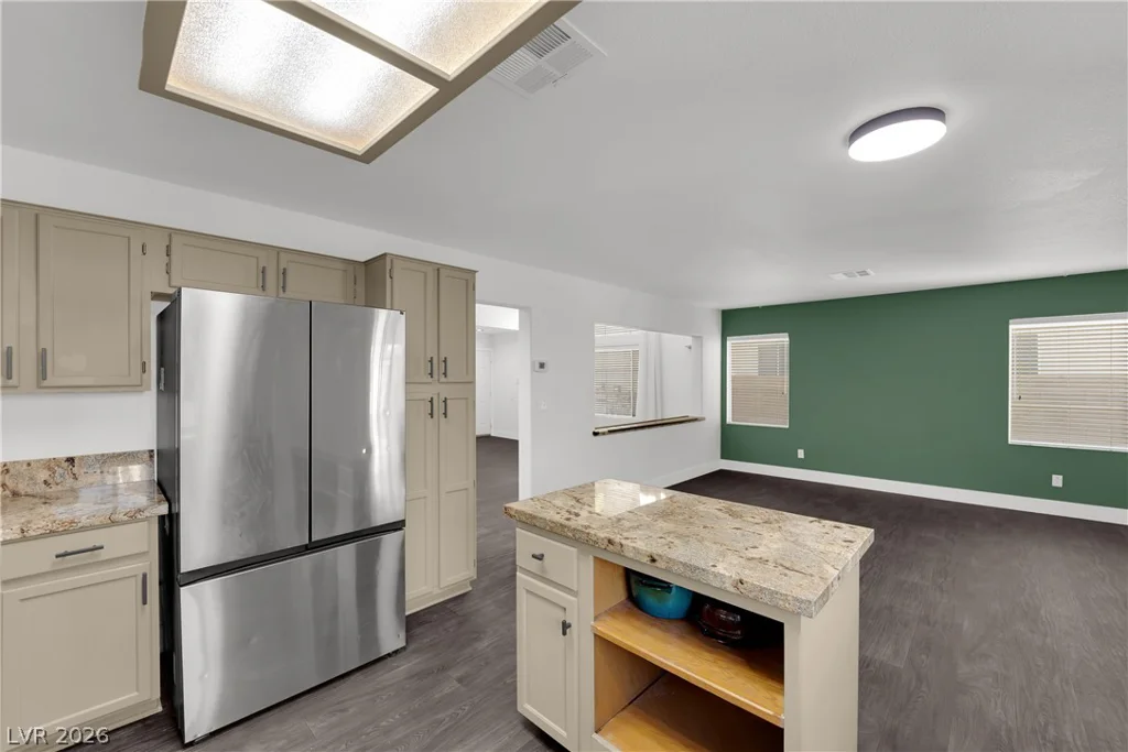2104 Blue Zenith, Las Vegas, NV 89119