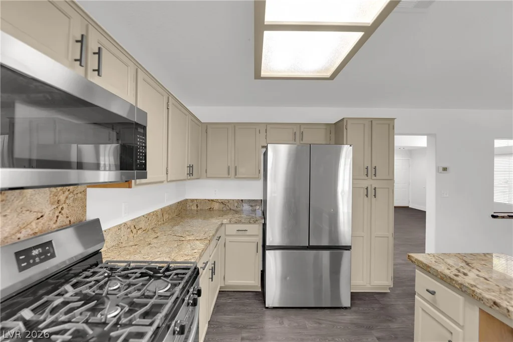 2104 Blue Zenith, Las Vegas, NV 89119