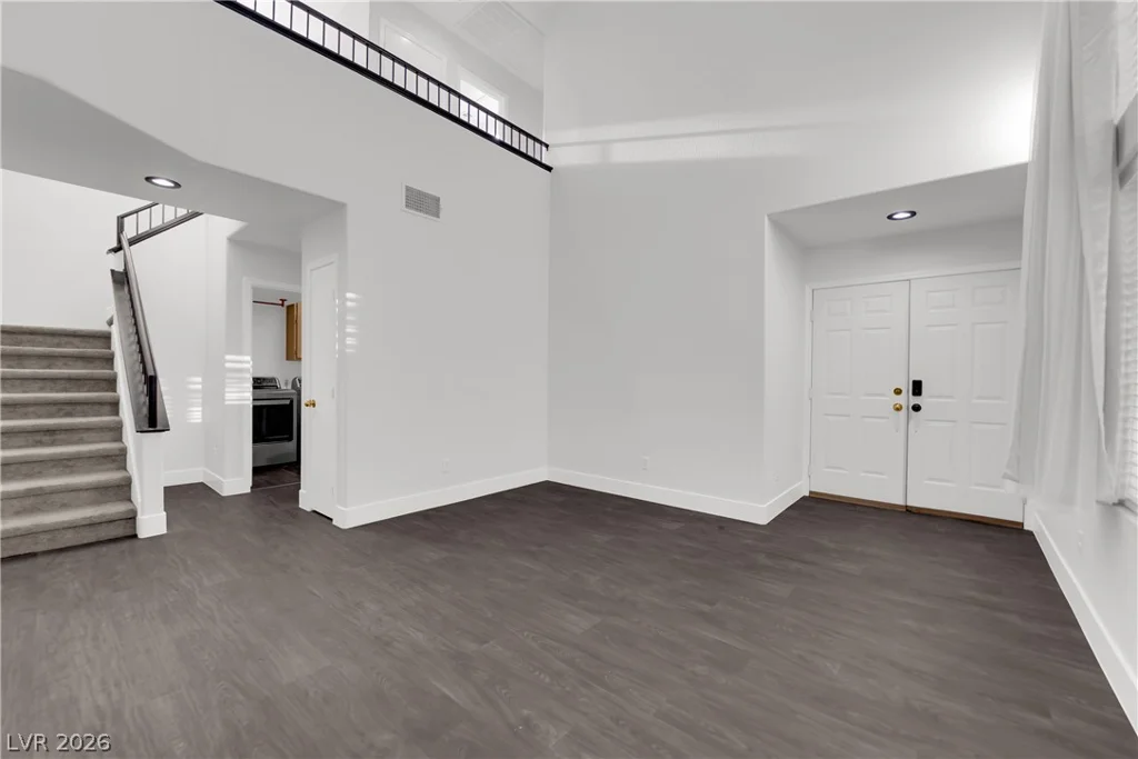 2104 Blue Zenith, Las Vegas, NV 89119